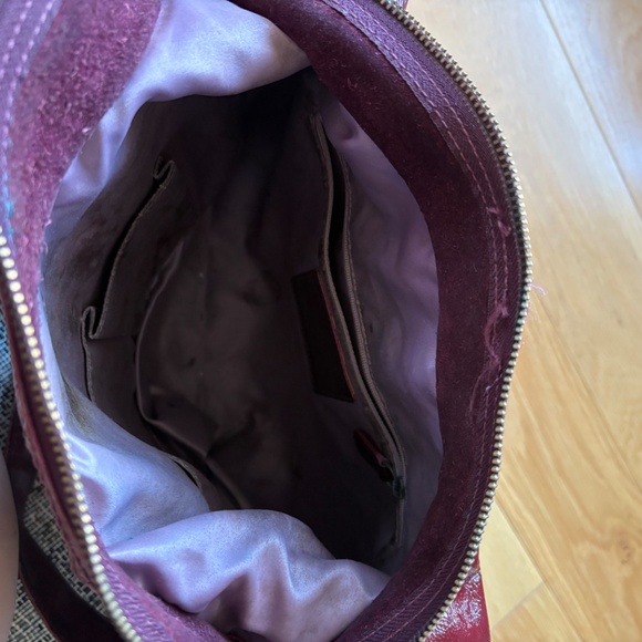 Vintage Coach Plum Bleecker Patent Leather Hobo Bag - Picture 10 of 10